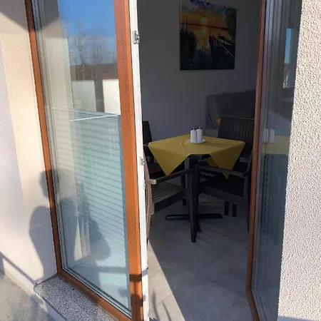 Apartament Cieplice Apartment *